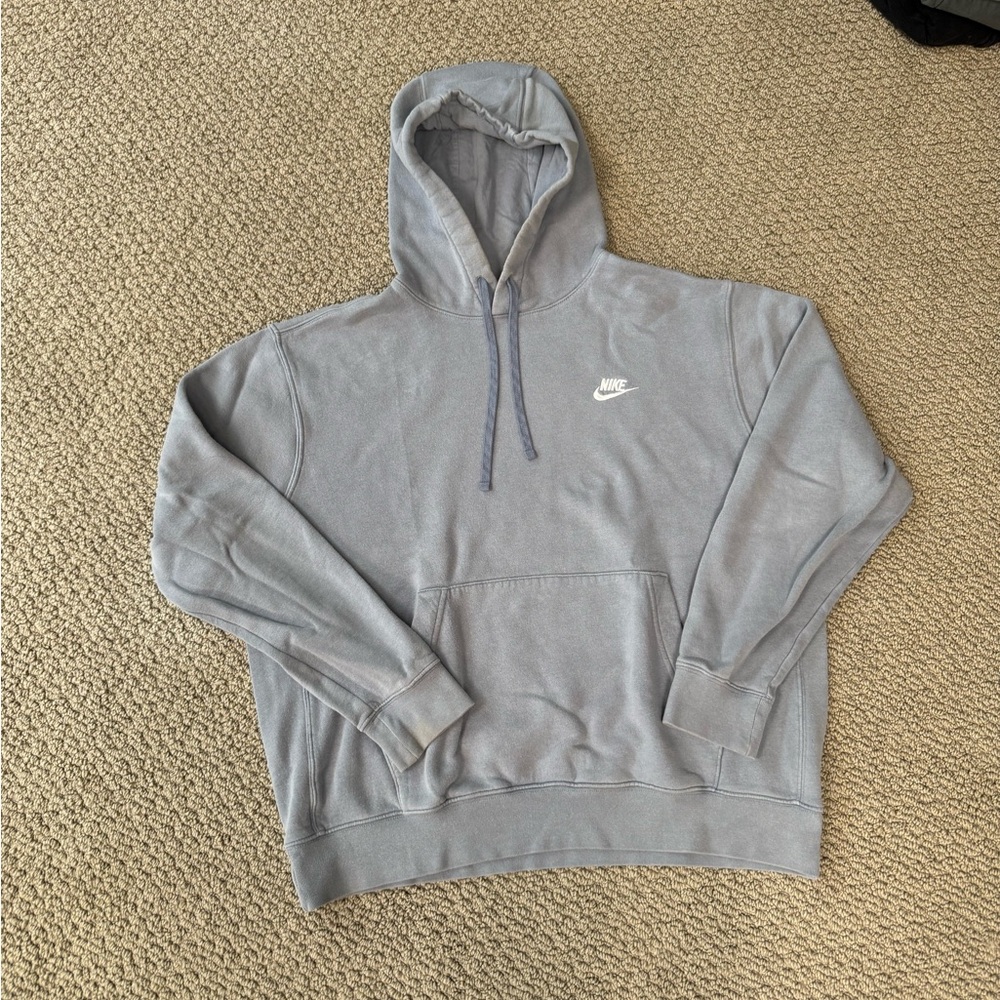 Nike Men's Light Gray Hoodie